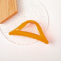 Style Classique Triangle Plastique Résine Évider Griffes De Cheveux sku image 6
