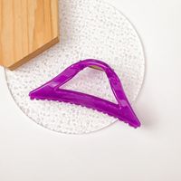 Style Classique Triangle Plastique Résine Évider Griffes De Cheveux sku image 7