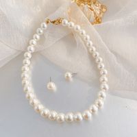 Klassischer Stil Geometrisch Imitationsperle Perlen Halskette 2-teiliges Set main image 3