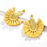 Qingdao Europäische Und Amerikanische Neue Ohrringe Legierung Frühling Und Sommer Lafid Hohle Ananas Anhänger Frauen Farbige Ohrringe sku image 2