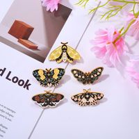 Fashion Butterfly Alloy Stoving Varnish Brooches main image 4