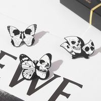 Novelty Butterfly Skull Alloy Stoving Varnish Metal Brooches main image 5