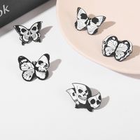 Novelty Butterfly Skull Alloy Stoving Varnish Metal Brooches main image 2