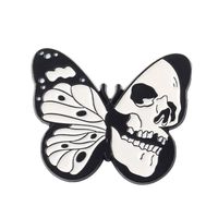 Novelty Butterfly Skull Alloy Stoving Varnish Metal Brooches sku image 2