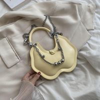 Streetwear Solid Color Round Magnetic Buckle Circle Bag sku image 4