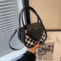 Fashion Heart Shape Square Magnetic Buckle Handbag main image 1
