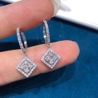 Einfacher Stil Geometrisch Kupfer Ohrringe Diamant Künstliche Edelsteine Kupfer Ohrringe main image 1