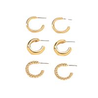 Simple Style C Shape Gold Plated Alloy Hoop Earrings main image 3