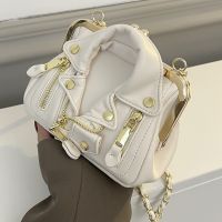 Women's Small Pu Leather Geometric Solid Color Fashion Buckle Crossbody Bag main image 3