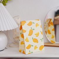 5 Types Of Cute Cartoon Small Animal Ins Style Paper Gift Bag Flat Ornament Candy Gift Gift Return Bag sku image 6