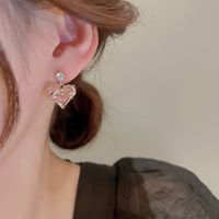 Sucré Forme De Cœur Le Cuivre Boucles D'oreilles Incruster Zircon Boucles D'oreilles En Cuivre main image 4