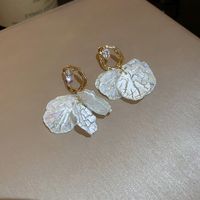Sweet Petal Arylic Copper Drop Earrings Irregular Inlay Zircon Copper Earrings sku image 1