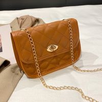 Streetwear Solid Color Lingge Square Buckle Chain Bag sku image 6