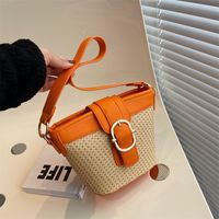 Streetwear Solid Color Bucket Zipper Straw Bag main image 1