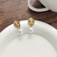 Fashion Flower Imitation Pearl Alloy Patchwork Earrings main image 2