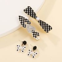 Sweet Heart Shape Bow Knot Bowtie Alloy Inlay Artificial Pearls Hair Clip Earrings 1 Set main image 1