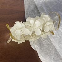 Sweet Flower Plastic Resin Hair Claws sku image 1
