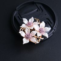 French Style Flower Alloy Plating Inlay Artificial Rhinestones Brooches 1 Piece main image 4