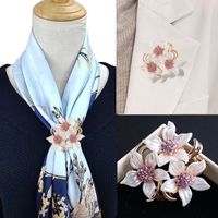 French Style Flower Alloy Plating Inlay Artificial Rhinestones Brooches 1 Piece main image 1