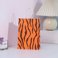 Children's Day Cute Zebra Cheetah Print Leopard Kraft Paper Festival Gift Bags sku image 6