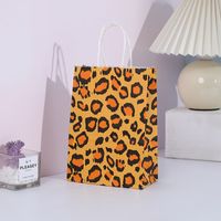 Children's Day Cute Zebra Cheetah Print Leopard Kraft Paper Festival Gift Bags sku image 3