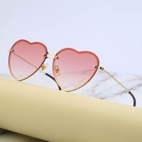 Women's Fashion Heart Shape Pc Special-shaped Mirror Metal Sunglasses sku image 2