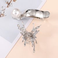 Fashion Butterfly Alloy Inlay Artificial Pearls Hair Clip 1 Set main image 3