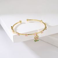 Fashion Star Flower Imitation Pearl Copper Bangle Beaded Gold Plated Zircon Copper Bracelets sku image 2