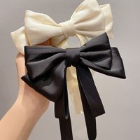 Simple Style Solid Color Cloth Bowknot Hair Clip main image 1