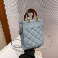 Women's Medium Pu Leather Solid Color Fashion Square Zipper Crossbody Bag main image 4