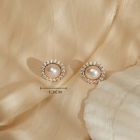 Fashion Round Copper Ear Studs Plating Pearl Zircon Copper Earrings sku image 2