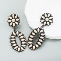 1 Pair Retro Oval Flower Plating Inlay Alloy Turquoise Drop Earrings main image 4