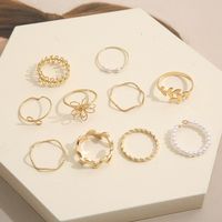Simple Style Leaf Flower Alloy Pearl Women's Rings main image 1