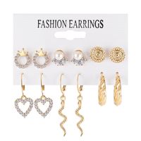 Fashion Heart Shape Butterfly Alloy Inlay Rhinestone Pearl Earrings 1 Set main image 4