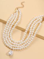 Fashion Irregular Artificial Pearl Beaded Layered Necklaces main image 5