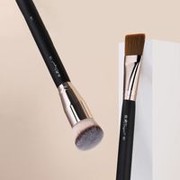 Fashion Artificial Fiber Wooden Handle Makeup Brushes 1 Piece main image 2