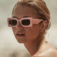 موضة اللون الصامد مادة صمغية مربع اطار كامل المرأة النظارات الشمسية main image 2