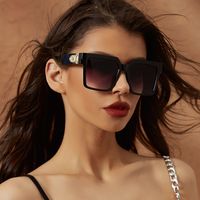 Unisex Fashion Solid Color Resin Square Full Frame Sunglasses main image 4