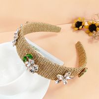 Baroque Style Flower Artificial Gemstones Inlay Gem Rhinestones Pearl Hair Band 1 Piece sku image 1