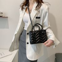 Women's Small Spring&summer Pu Leather Stripe Solid Color Fashion Square Zipper Handbag main image 2