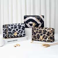Women's Small Pu Leather Color Block Leopard Vintage Style Square Lock Clasp Crossbody Bag main image 3