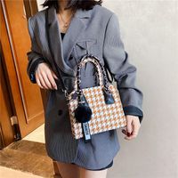 Women's Medium All Seasons Synthetics Color Block Fashion Square Zipper Handbag main image 5