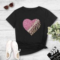 Fashion Heart Shape Milk Fiber Round Neck Short Sleeve Regular Sleeve Printing T-shirt main image 3