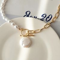 Großhandel Schmuck Einfacher Stil Runden Künstliche Perle Eisen Überzug Halskette Mit Anhänger main image 4