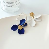 Simple Style Flower Alloy Stoving Varnish Earrings 1 Pair sku image 7