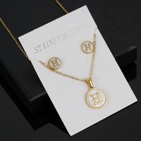 Simple Style Round Letter Stainless Steel Gold Plated Shell Earrings Necklace 3 Piece Set sku image 8