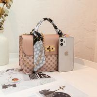 Women's Small Pu Leather Geometric Fashion Ribbon Square Lock Clasp Crossbody Bag main image 4