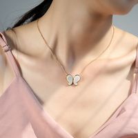 Simple Style Butterfly Alloy Gold Plated Shell Pendant Necklace 1 Piece main image 1