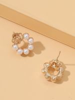 Sweet Flower Alloy Hollow Out Pearl Women's Ear Studs 1 Pair main image 6