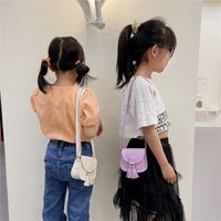 Women's Small Pu Leather Solid Color Fashion Tassel Square Magnetic Buckle Crossbody Bag main image 4